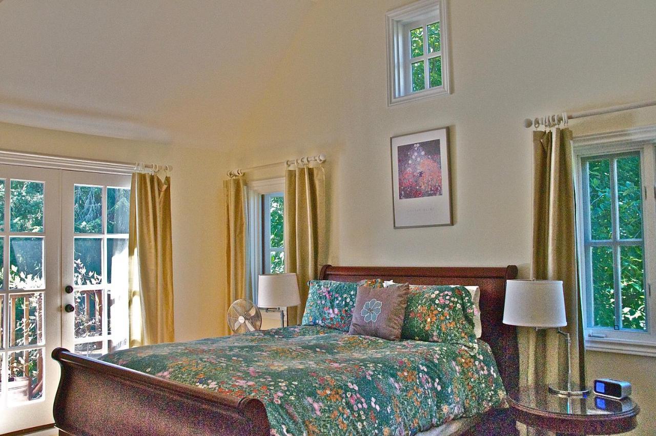 Wetherly Inn & Spa Ganges ภายนอก รูปภาพ