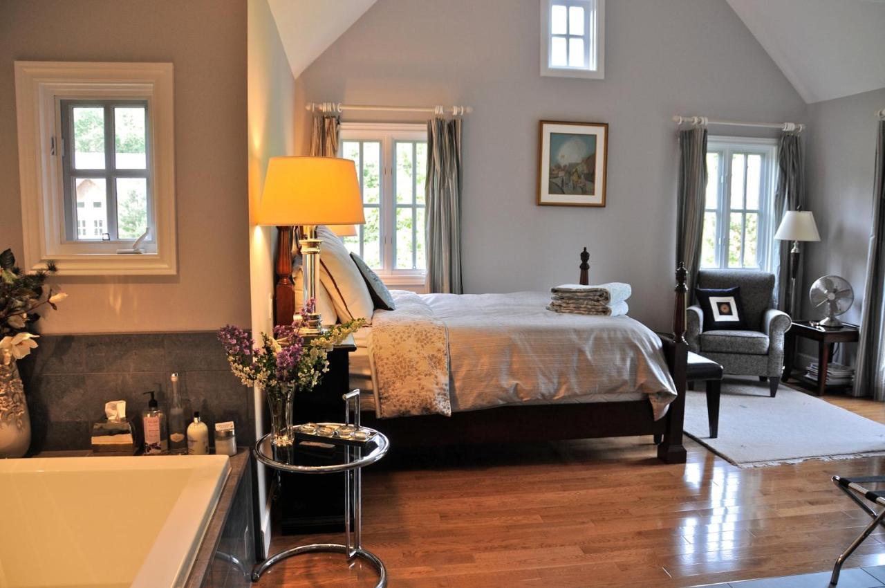 Wetherly Inn & Spa Ganges ภายนอก รูปภาพ