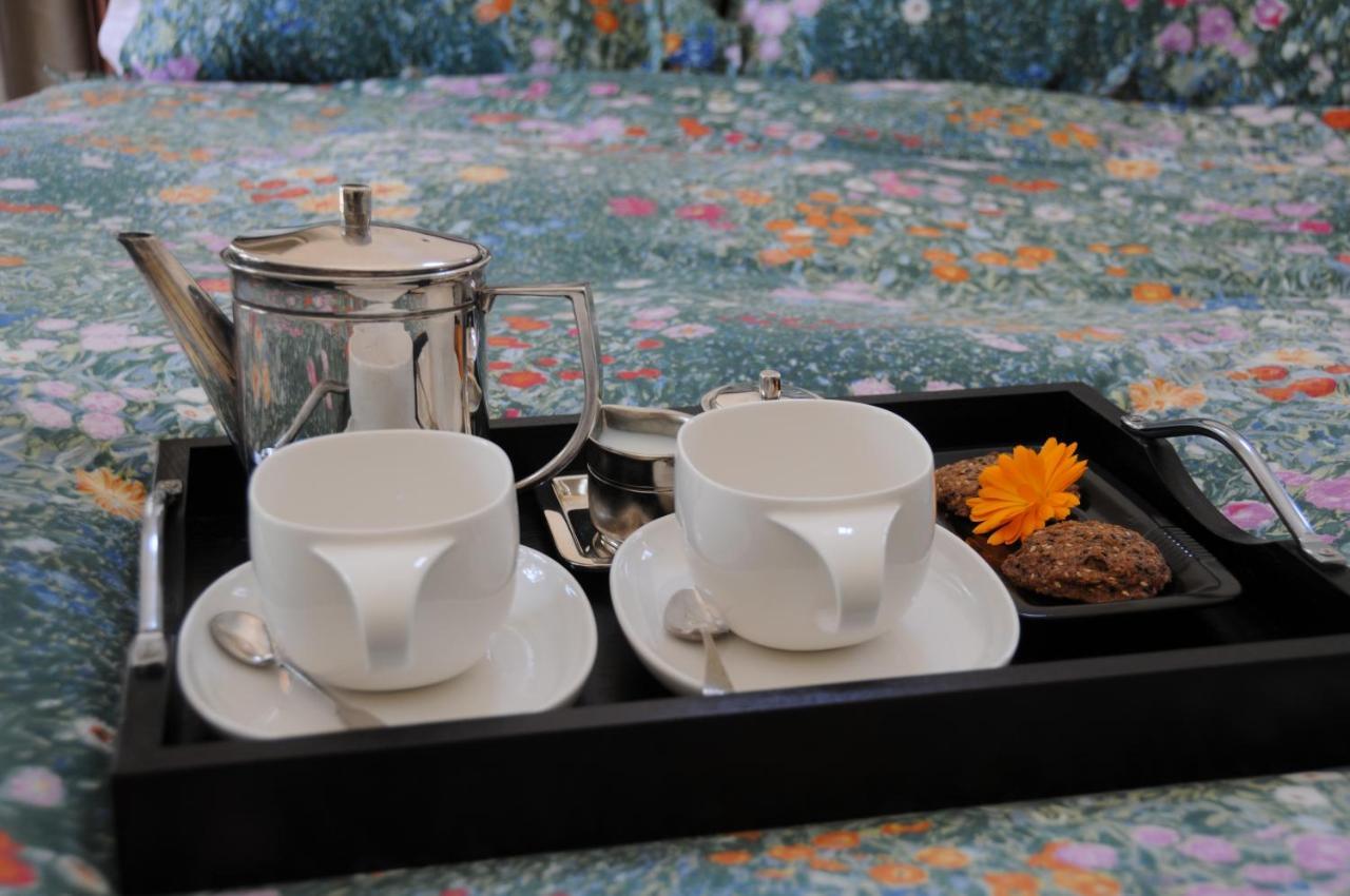 Wetherly Inn & Spa Ganges ภายนอก รูปภาพ